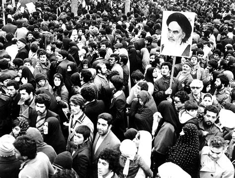  Khomeini: A Life - Unveiling the Enigma of an Iranian Revolution